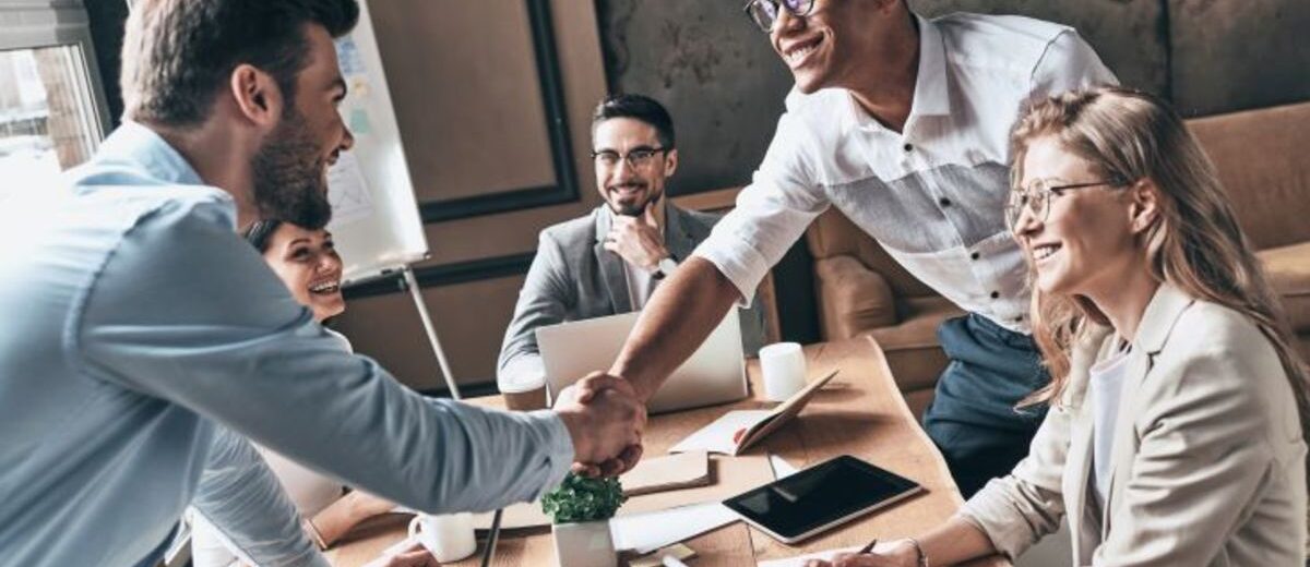 The Ultimate Course Sales Page: 7 Sections That Drive Enrollments